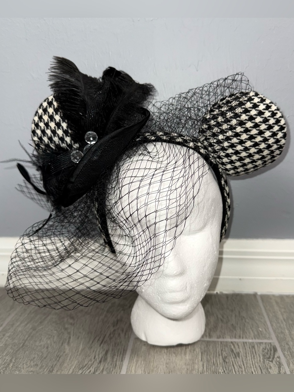 Disney Parks 2015 Black and White Houndstooth Fascinator Minnie Ears